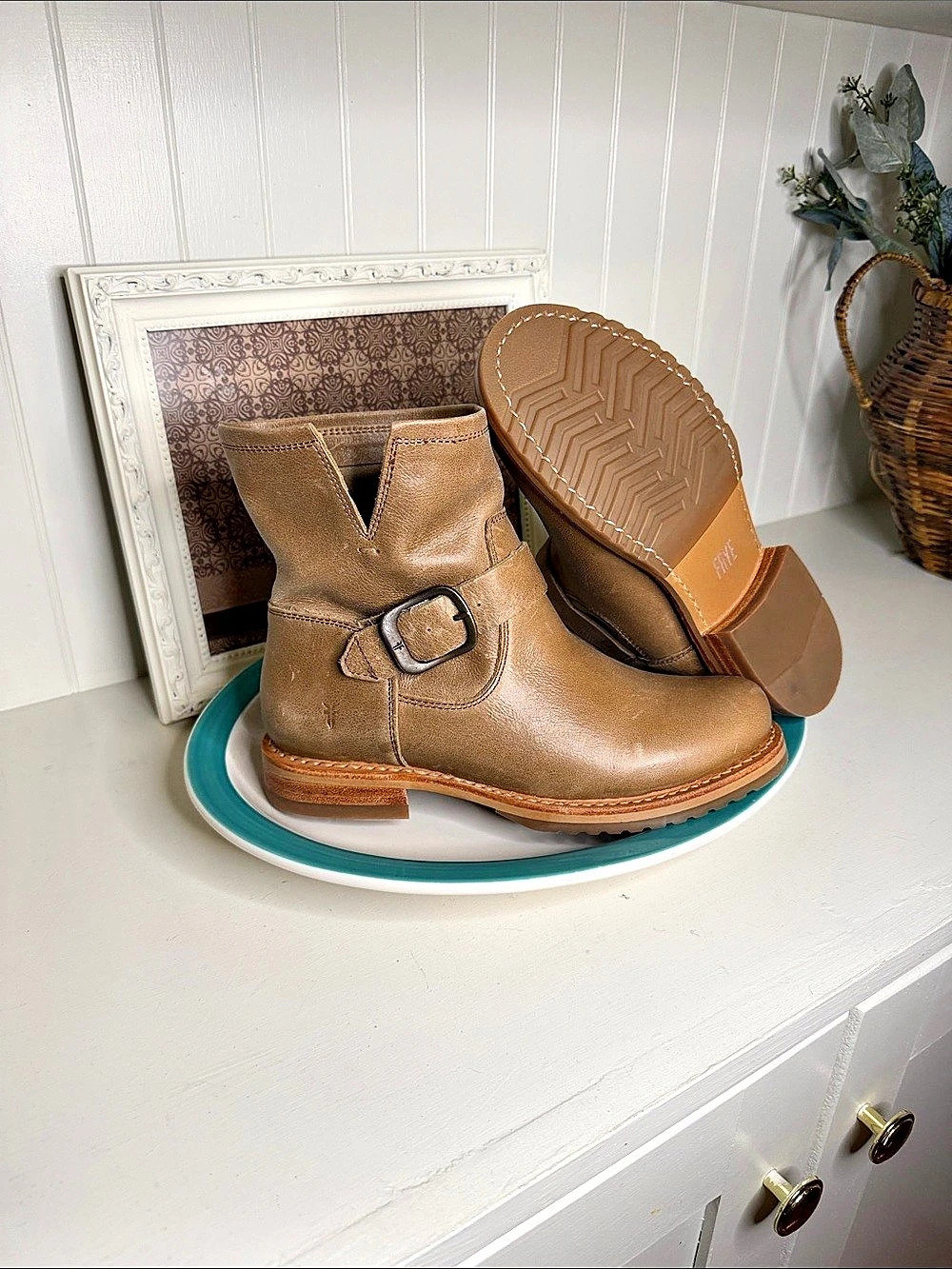 Frye Veronica Short Leather Ankle Boots Brown